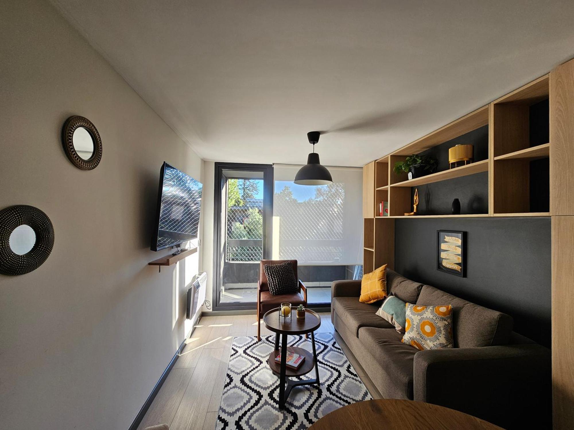 2d And 2 Baths, 4 P, Temperate Pool Apartment *